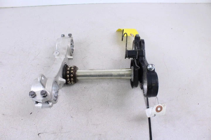 Suzuki GSXR 600 GSXR600 2003 abrazaderas triples/árboles Foto 1 de 1