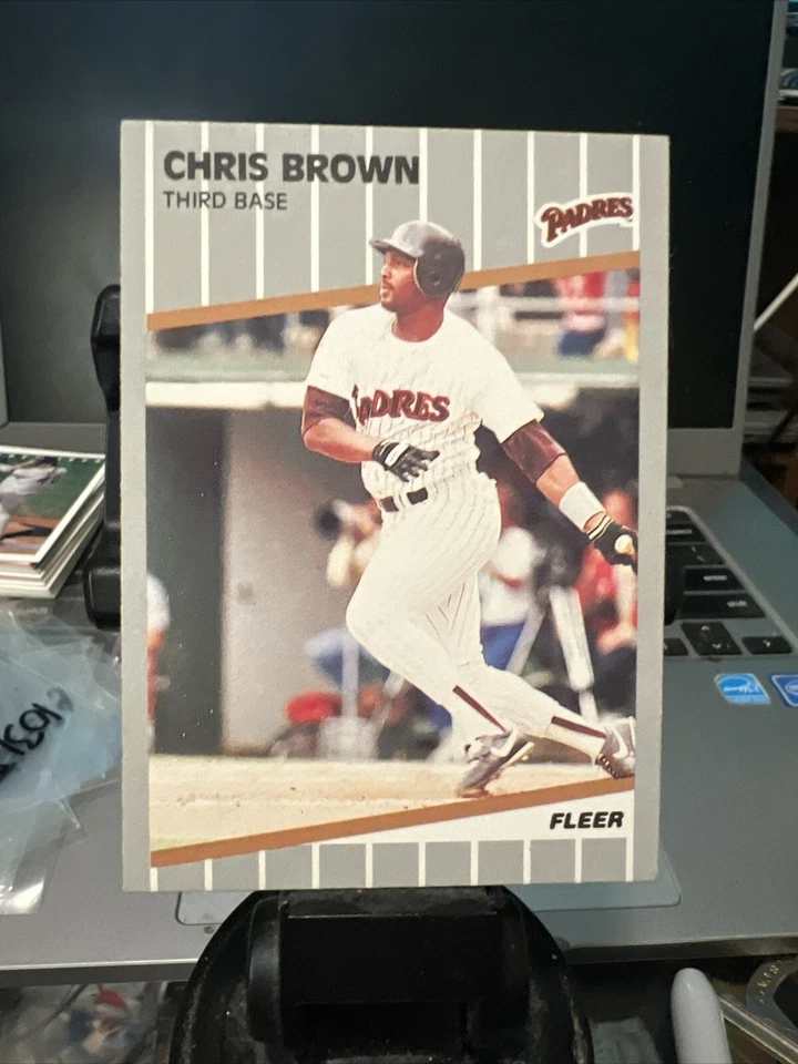 1989 Fleer Chris Brown San Diego Padres #301 MLB Baseball Card - Image 1 of 1