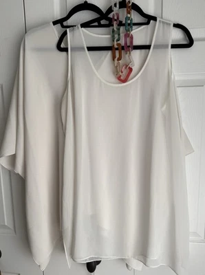 Poncho MarlaWynne Capas 2 Piezas Nube Top Y Tanque Transparente XL Foto 1 de 3