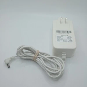 #AB) Honeywell Power Adapter 300-05763V1 - Picture 1 of 3
