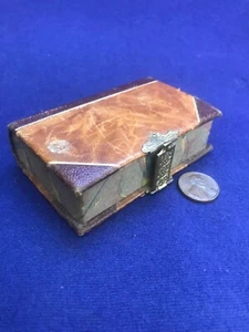 ANTIQUE MINIATURE FRENCH TOOLED LEATHER BOOK BOX MARBLEIZED PAPER 2 CARVED DICE - Picture 1 of 13