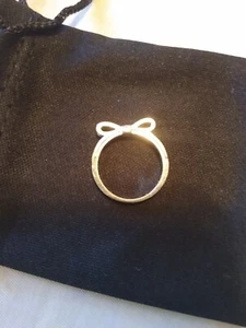 Sterlingsilber Gr. 6 Bogenring mit kubischen Zirkoniasteinen entlang des Südens - Bild 1 von 2