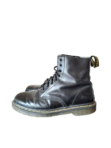 Dr Martens Boots Womens Size 4 Black Lace Up Combat Originals Air Wair Outdoor - Picture 1 of 17