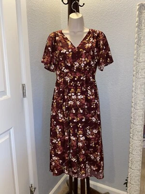 Woman’s Isabel Maternity Target NWT Floral High Low Medium Dress Gorgeous  - Image 1 of 4