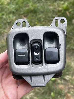 1999/05 Toyota Celica GT/GTS Master trava de interruptor de janela 84802-20350 bom exemplo - Imagem 1 de 4
