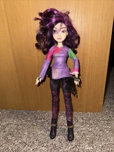 Disney Descendants Signature Mal Isle of The Lost Fashion Doll Hasbro 2014 - Picture 1 of 8