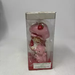 American Greetings Vintage Strawberry Shortcake "Custard Cat" Christmas Ornament - Picture 1 of 12