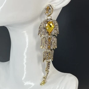 Art Deco Revival Strass Ohrringe goldfarben gelb Glas Tropfen durchbohrt Runway - Bild 1 von 9