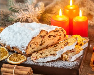 1000 g / 1 Kg 2. Wahl Dr. Quendt Christstollen - MHD 12/2025 - Bild 1 von 3