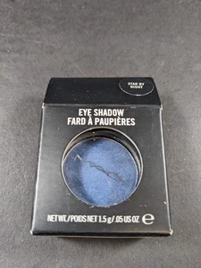 MAC EYESHADOW - STAR BY NIGHT (STARFLASH) A38 - BNIB - Picture 1 of 1