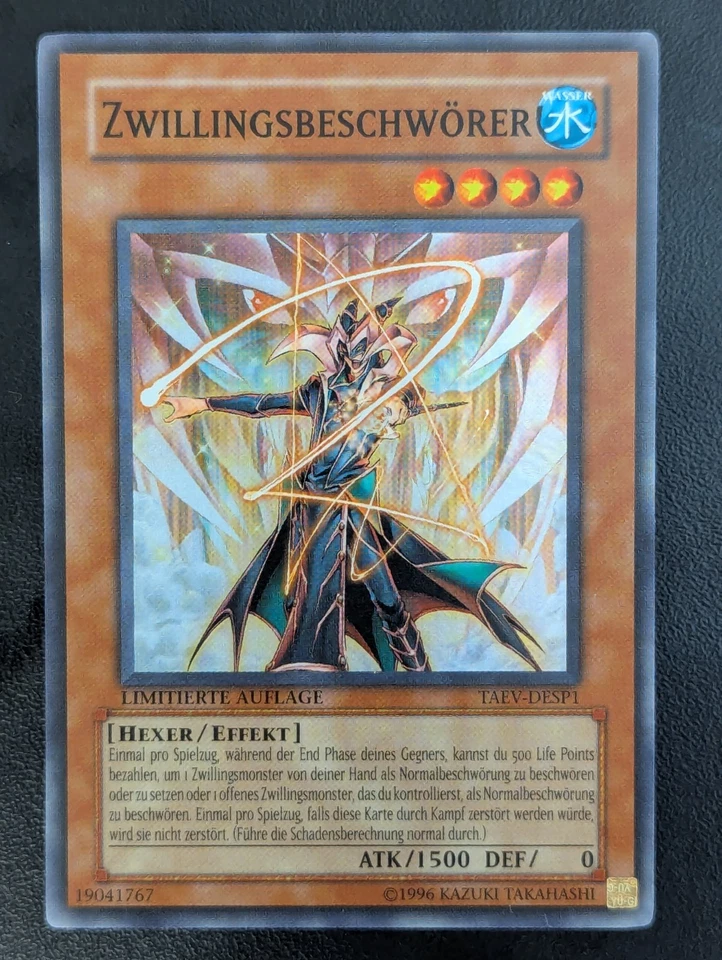 Zwillingsbeschwörer TAEV-DESP1 Super Rare Deutsch NM YUGIOH - Bild 1 von 1