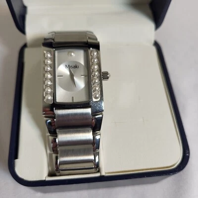 Reloj de cuarzo analógico rectangular de acero plateado Misaki para hombre 30 m perlas de imitación Foto 1 de 4