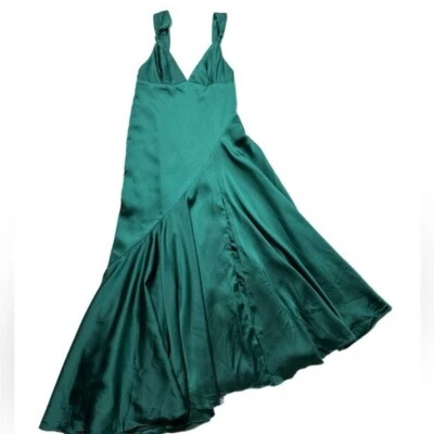 Maxi Vestido Fame and Partners Verde Satinado 8 Foto 1 de 4