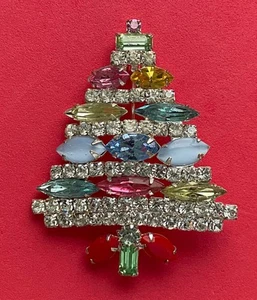 VINTAGE CHRISTMAS TREE PIN BROOCH SILUANE RHINESTONES SIGNED MID CENTURY MODERN - Picture 1 of 8