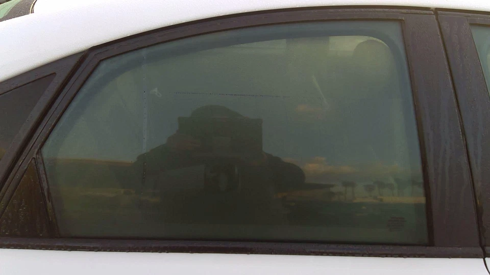 Rear Door Glass/window VOLVO S40 Right 04 05 06 07 08 09 10 11 — 第 1/1 张图片