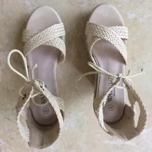 Walnut Melbourne NEW Size 37 Sandals Platform High Cream Ecru Plaited Woven - Picture 1 of 5