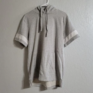 Forever 21 Herren Medium Kurzarm Kapuzenpullover  - Bild 1 von 3