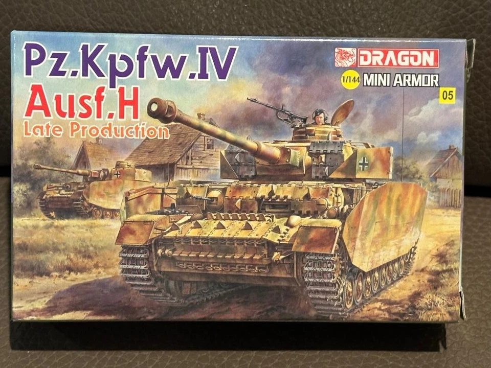 1/144 DRAGON Mini Armor Series Pz.Kpfw.IV Ausf.H Late Prod.  Tanque alemán Segunda Guerra Mundial Foto 1 de 1