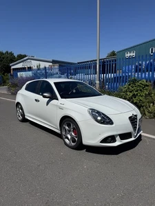 Alfa Romeo Giulietta - Picture 1 of 9