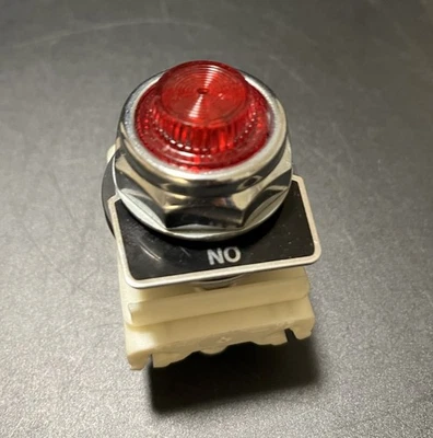 New Square D 9001KM1 Red Lens Pilot Light 110/120v Pushbutton - Image 1 of 3