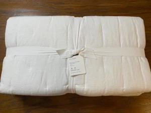 Pottery Barn Full/Queen Belgian Flax Linen Tufted Quilt, White - Picture 1 of 3