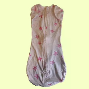 Aden + Anais Essentials Baby Swaddle Zipper Pod Sack Pink Star Girl 0-3 Months - Picture 1 of 6