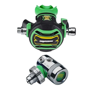 Apeks XTX 50 Oxygen Regulator Din - Nitrox - Picture 1 of 5