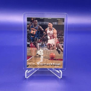 Scottie Pippen 1993-94 Topps Stadium Club - Bild 1 von 2