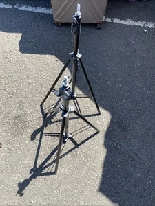 A Pair of PA Speaker Stand Tripod 35MM DJ Disco Sound System - Picture 1 of 5