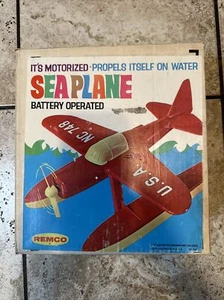 Vintage neuwertig 1966 Remco motorisiertes Wasserflugzeug im Box-Stil #750 Spielzeugflugzeug - Bild 1 von 3