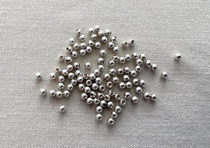 100 2 mm Sterling Silver Beads Seamless NOS Jewelry Findings - Picture 1 of 4