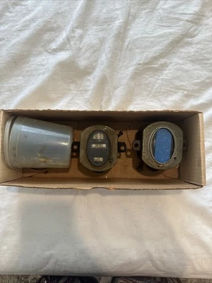 Ford Model a 1928-1930 Oval Speedometer/ Lot Of 2 - Image 1 of 4