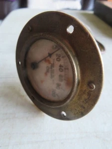 VINTAGE CAR  BRASS 2 INCH  OIL  GAUGE - Picture 1 of 2