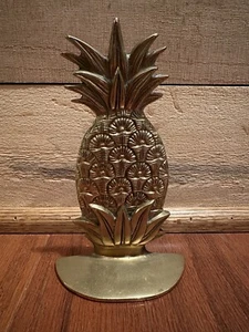 Pequeña estatua de piña de latón figura estatuilla fruta decoración del hogar MCM peso de papel - Imagen 1 de 6