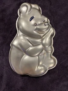 Vintage Wilton Gold Winnie The Pooh Cake Baking Pan Mold # 515-401 - Picture 1 of 2