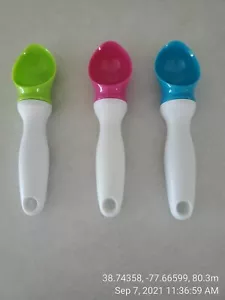 Cuchara(s) de helado en color - plástico duro - Imagen 1 de 4