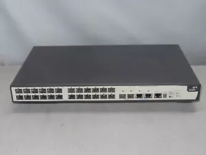 3COM 3CR17181-91 10/100Mbps + 1000Mbps Switch 5500-EI 28-Port Switch - Picture 1 of 7