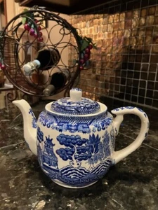 ANTIQUE /VINTAGE ~ORIENTAL ~"HOUSE OF BLUE WILLOW" TEA POT / OLD STAMP - Foto 1 di 22