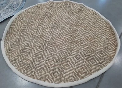 Alfombra MARFIL/NATURAL 6'-0" x 6'-0" defecto, precio reducido 1172767070 NF261A-6R Foto 1 de 4