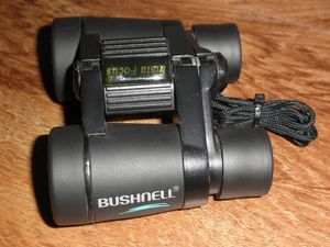 Bushnell Powerview 4x30 Compact Binoculars Insta Focus - Picture 1 of 5
