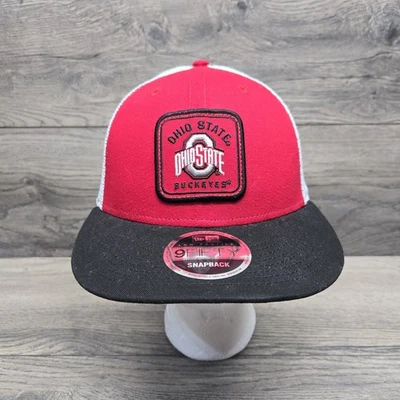 Boné chapéu vermelho caminhoneiro Snapback perfil baixo New Era Ohio State Buckeyes 9Fifty - Imagem 1 de 4
