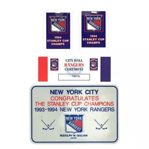 Set biglietti e insegne cerimonia celebrazione finali Stanley Cup New York Rangers 1994 - Foto 1 di 5