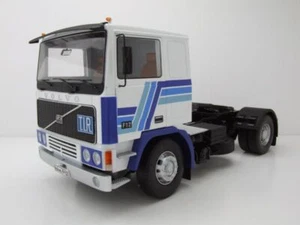 Volvo F1220 Trattore Bianco Blu Modellino 1:18 Road Kings - Foto 1 di 9