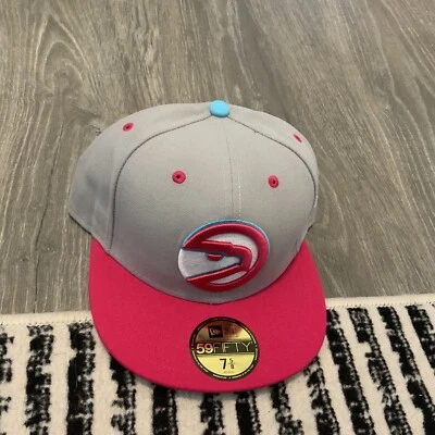 New Era Atlanta Hawks 59FIFTY Hat Pink/Gray Men’s Size: 7 5/8 - Image 1 of 4
