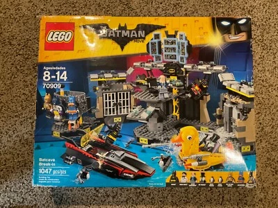 NIB LEGO The Batman Movie 70909.  Batcave Break-in.  RETIRED. Box shows wear. - Image 1 of 4