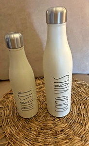 Rae Dunn ~ isolierte Edelstahl 17 Unzen & 22 Unzen Wasserflaschen Trinkflasche - Bild 1 von 8