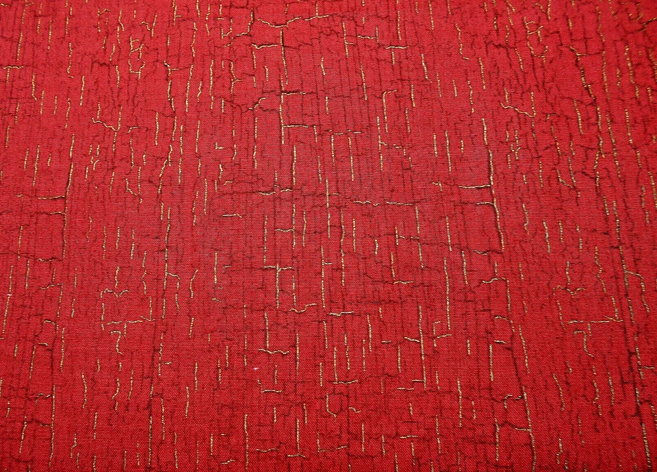 TELAS ROOSTER ROJAS CON UNA TELA CRUJIENTE ROJA INCRUSTADA CON ORO PORTY Foto 1 de 1