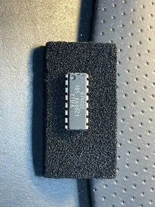 MOTOROLA B74CO2 ( 51 - 80074CO2 ) - Picture 1 of 1