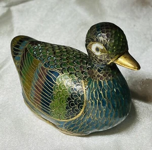 RARE CLOISONNE - or PLIQUE A JOUR FINEST DETAIL WORK WITH BEAUTIFUL COLORS - Picture 1 of 9