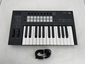 Novation AMS Launchkey 25 - MK3 Launchkey25 USB Keyboard Controller - Picture 1 of 5